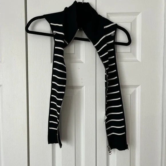 Veronica Beard black stripped Dickey - Picture 3 of 3